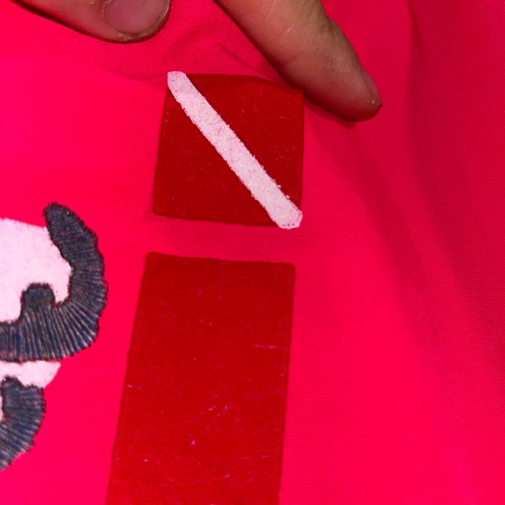 Uzzi Dive Gear Pink Pullover - Picture 8 of 14